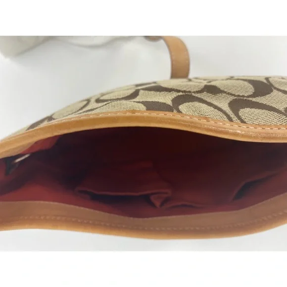 Coach Hampton Signature Tan Khaki 6091 Shoulder Handbag Purse - Picture 5 of 11